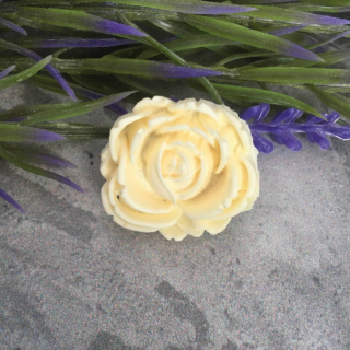 Resin embellishments  - Роза 2,8х2,5 см 1